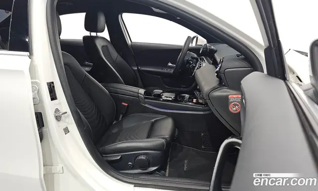 Mercedes-Benz A-Class 2020 2.0 автомат (гидро), миниатюра 12