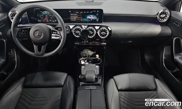 Mercedes-Benz A-Class 2020 2.0 автомат (гидро), миниатюра 9 Mercedes-Benz A-Class 2020 2.0 автомат (гидро), миниатюра 9