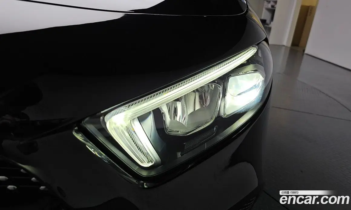 Mercedes-Benz A-Class 2021 2.0 автомат (гидро), фото 7