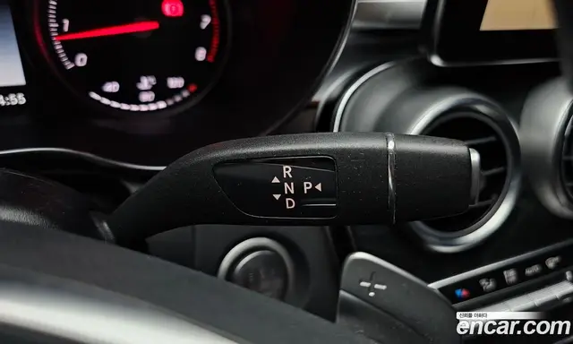 Mercedes-Benz C-Class 2018 2.0 автомат (гидро), миниатюра 12