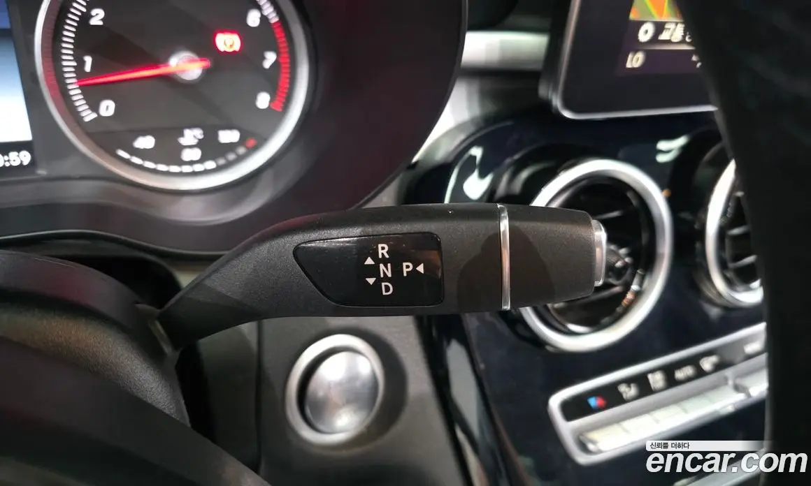 Mercedes-Benz C-Class 2018 2.0 автомат (гидро), фото 12 Mercedes-Benz C-Class 2018 2.0 автомат (гидро), фото 12