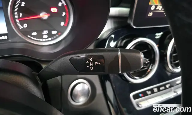 Mercedes-Benz C-Class 2018 2.0 автомат (гидро), миниатюра 12