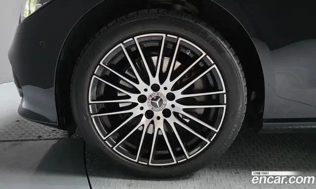 Mercedes-Benz C-Class 2022 2.0 автомат (гидро), миниатюра 5 Mercedes-Benz C-Class 2022 2.0 автомат (гидро), миниатюра 5