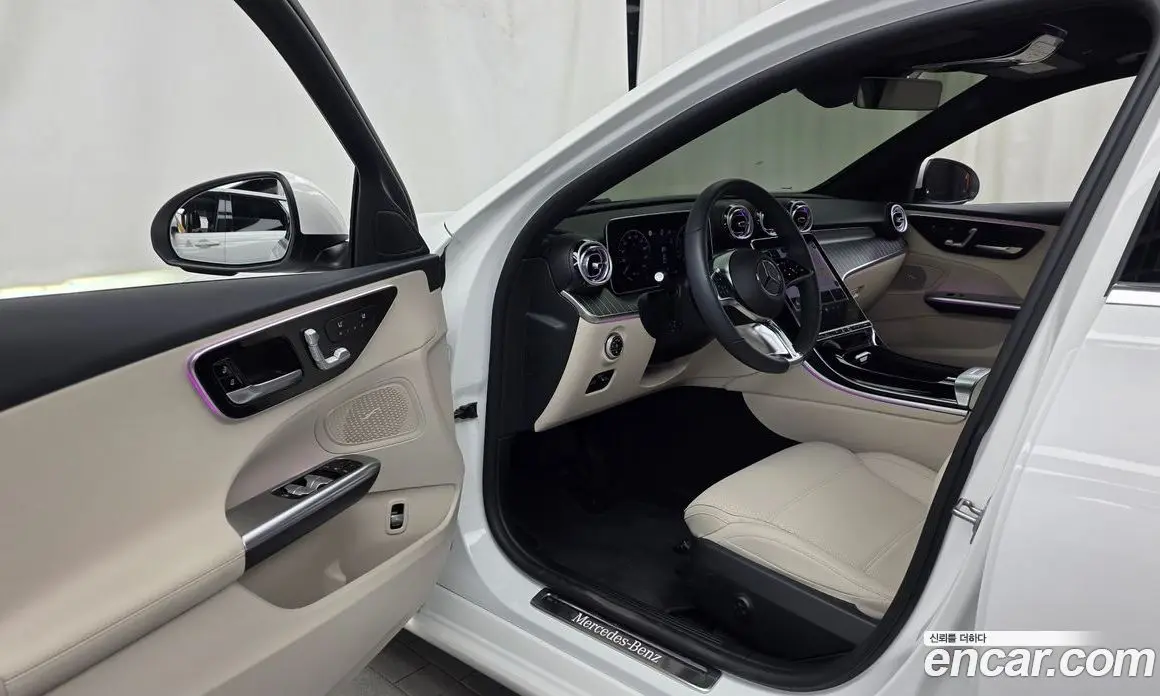 Mercedes-Benz C-Class 2025 2.0 автомат (гидро), фото 13