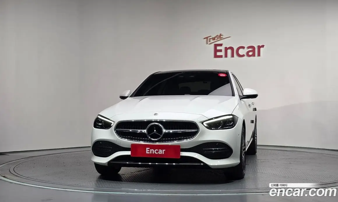 Mercedes-Benz C-Class 2025 2.0 автомат (гидро), фото 3