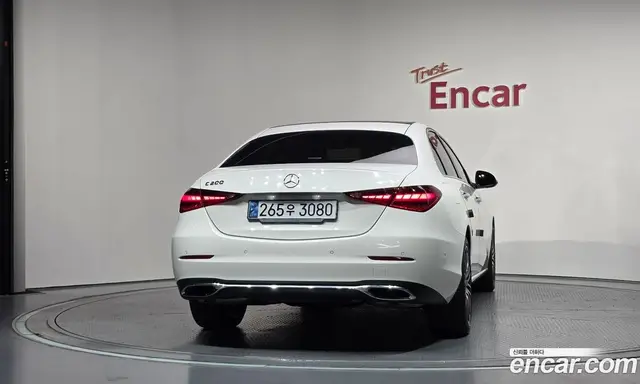 Mercedes-Benz C-Class 2025 2.0 автомат (гидро), миниатюра 4