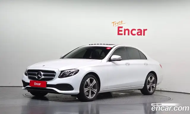Mercedes-Benz E-Class, 2019, 61 119 км