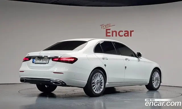 Mercedes-Benz E-Class, 2020, 35 765 км
