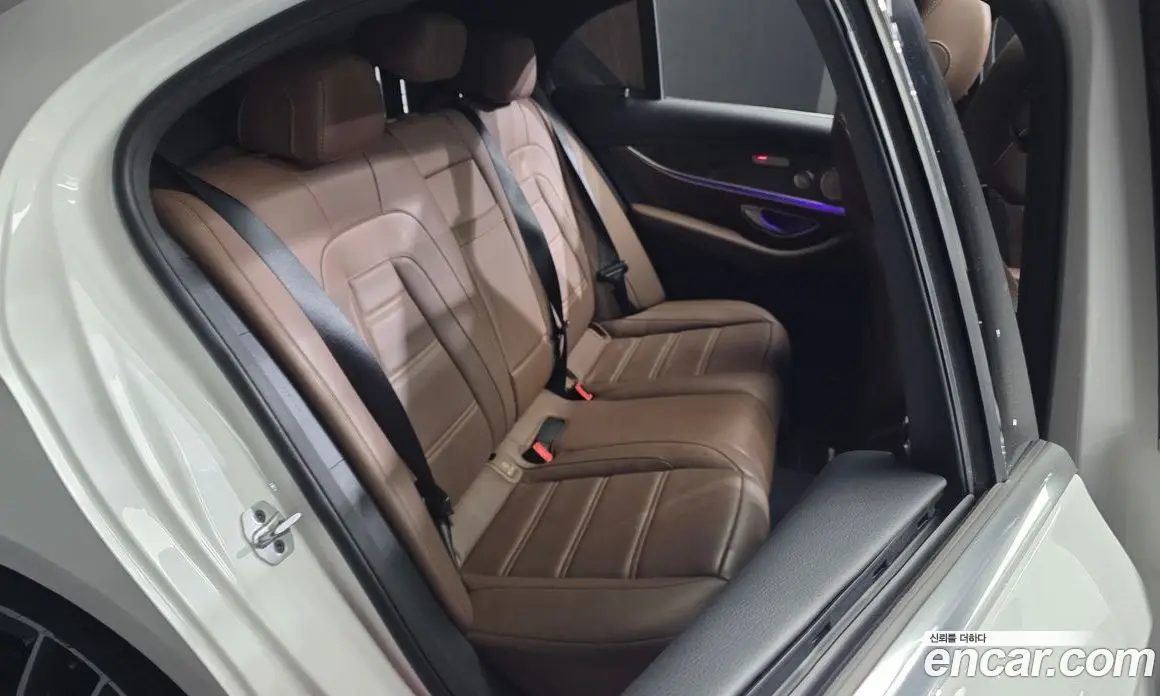 Mercedes-Benz E-Class 2021 3.0 автомат (гидро), фото 18 Mercedes-Benz E-Class 2021 3.0 автомат (гидро), фото 18