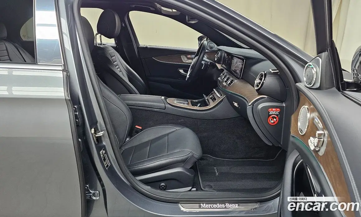 Mercedes-Benz E-Class 2021 2.0 автомат (гидро), фото 15