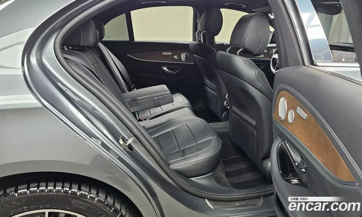 Mercedes-Benz E-Class 2021 2.0 автомат (гидро), фото 16