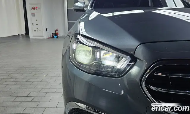 Mercedes-Benz E-Class 2021 2.0 автомат (гидро), миниатюра 7