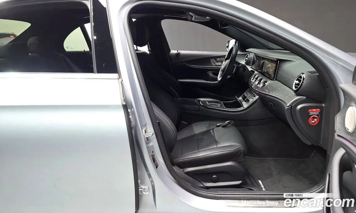 Mercedes-Benz E-Class 2021 2.0 автомат (гидро), фото 16 Mercedes-Benz E-Class 2021 2.0 автомат (гидро), фото 16