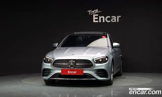 Mercedes-Benz E-Class 2021 2.0 автомат (гидро), миниатюра 3 Mercedes-Benz E-Class 2021 2.0 автомат (гидро), миниатюра 3
