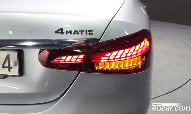 Mercedes-Benz E-Class 2021 2.0 автомат (гидро), миниатюра 9 Mercedes-Benz E-Class 2021 2.0 автомат (гидро), миниатюра 9