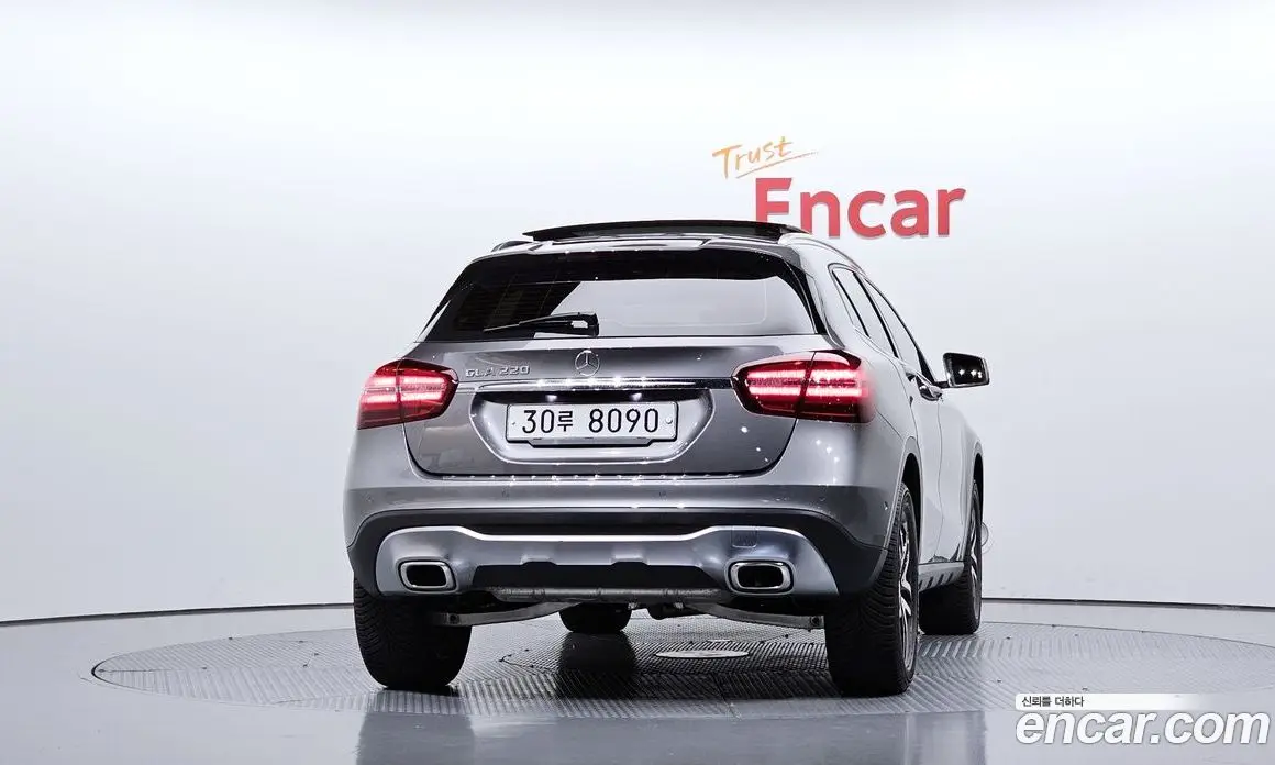 Mercedes-Benz GLA-Class 2018 2.0 автомат (гидро), фото 3