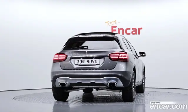 Mercedes-Benz GLA-Class 2018 2.0 автомат (гидро), миниатюра 3