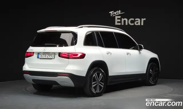 Mercedes-Benz GLB-Class 2021 1.9 автомат (гидро), миниатюра 2 Mercedes-Benz GLB-Class 2021 1.9 автомат (гидро), миниатюра 2