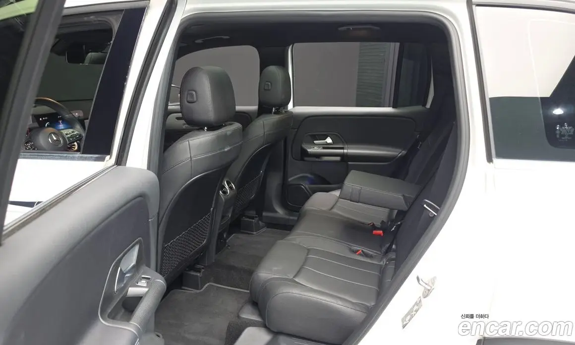Mercedes-Benz GLB-Class 2021 1.9 автомат (гидро), фото 18 Mercedes-Benz GLB-Class 2021 1.9 автомат (гидро), фото 18
