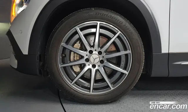 Mercedes-Benz GLB-Class 2023 2.0 автомат (гидро), миниатюра 4 Mercedes-Benz GLB-Class 2023 2.0 автомат (гидро), миниатюра 4