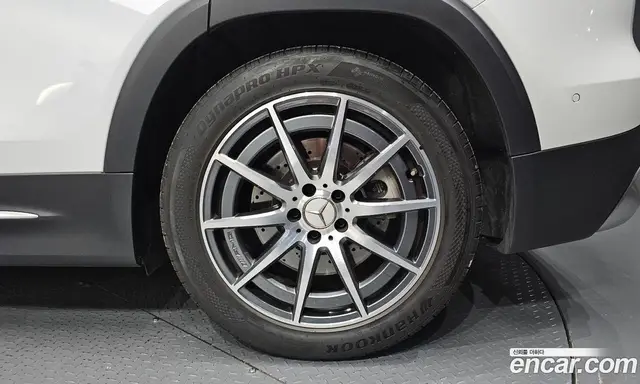 Mercedes-Benz GLB-Class 2023 2.0 автомат (гидро), миниатюра 6 Mercedes-Benz GLB-Class 2023 2.0 автомат (гидро), миниатюра 6