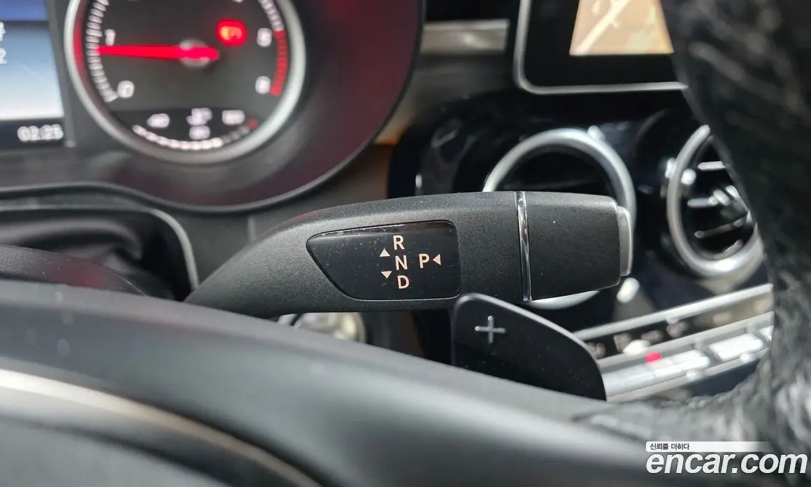 Mercedes-Benz GLC-Class 2018 2.1 автомат (гидро), фото 12 Mercedes-Benz GLC-Class 2018 2.1 автомат (гидро), фото 12