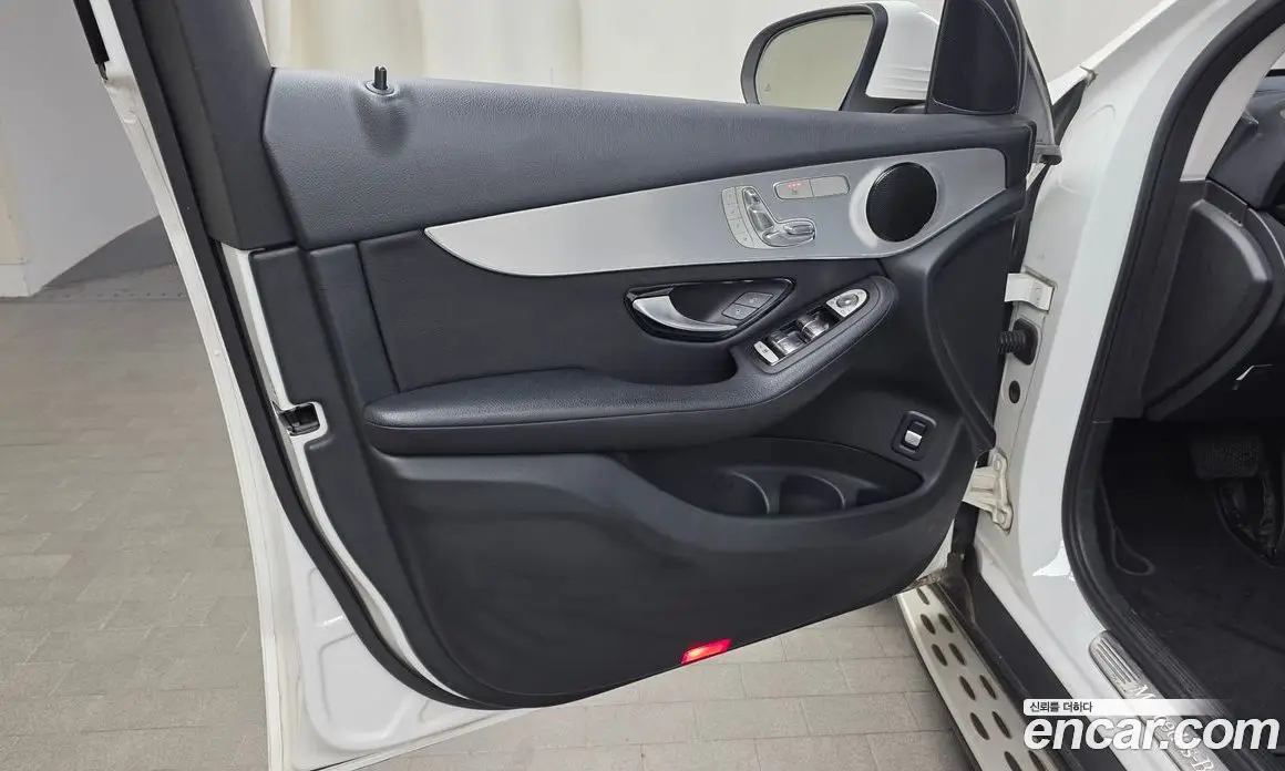 Mercedes-Benz GLC-Class 2018 2.1 автомат (гидро), фото 14 Mercedes-Benz GLC-Class 2018 2.1 автомат (гидро), фото 14