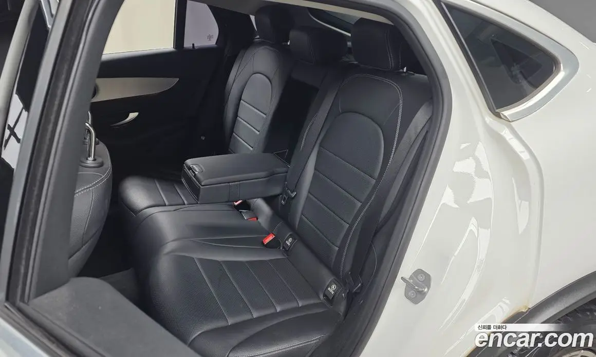 Mercedes-Benz GLC-Class 2018 2.1 автомат (гидро), фото 18 Mercedes-Benz GLC-Class 2018 2.1 автомат (гидро), фото 18