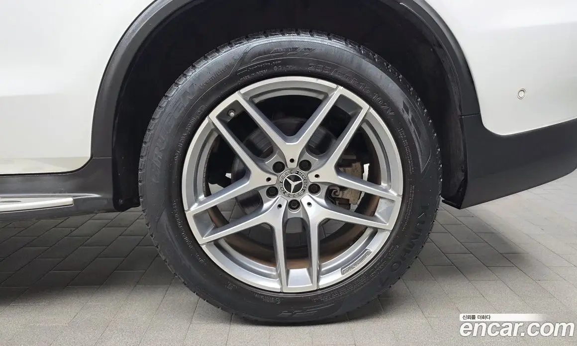 Mercedes-Benz GLC-Class 2018 2.1 автомат (гидро), фото 7 Mercedes-Benz GLC-Class 2018 2.1 автомат (гидро), фото 7