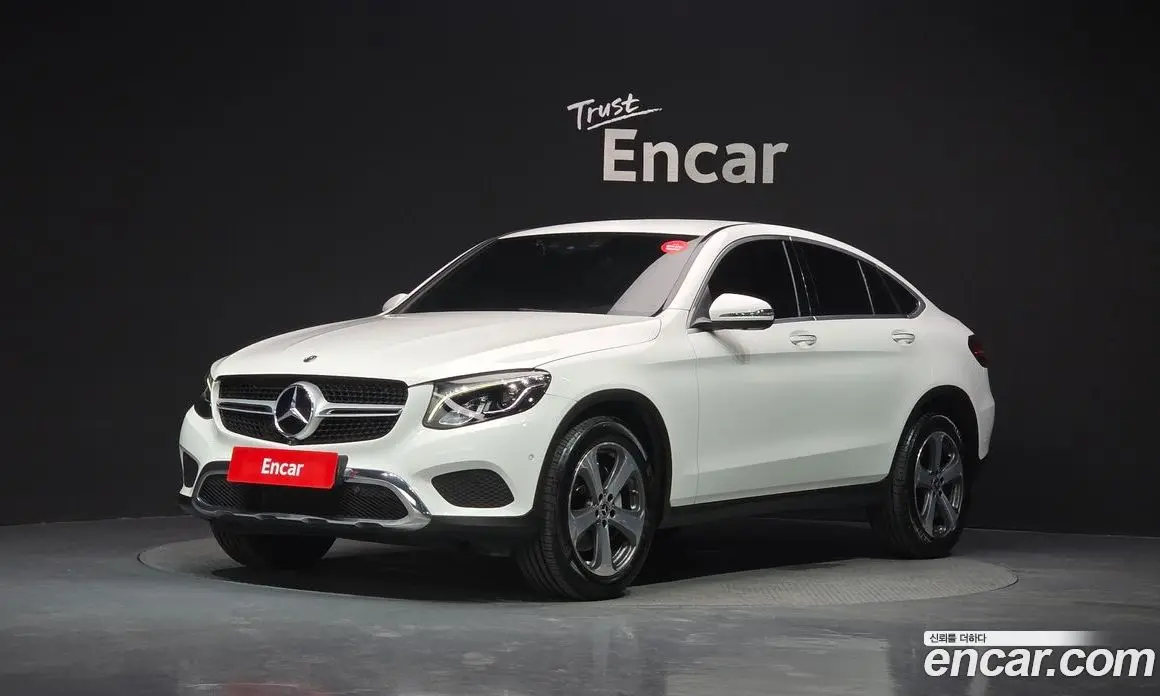 Mercedes-Benz GLC-Class 2019 2.0 автомат (гидро), фото 1 Mercedes-Benz GLC-Class 2019 2.0 автомат (гидро), фото 1