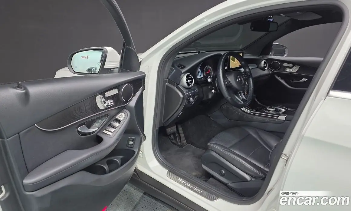 Mercedes-Benz GLC-Class 2019 2.0 автомат (гидро), фото 13 Mercedes-Benz GLC-Class 2019 2.0 автомат (гидро), фото 13