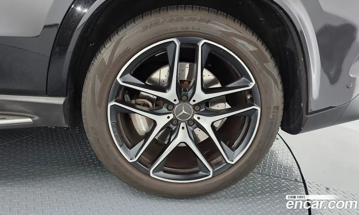 Mercedes-Benz GLE-Class 2021 3.0 автомат (гидро), фото 6