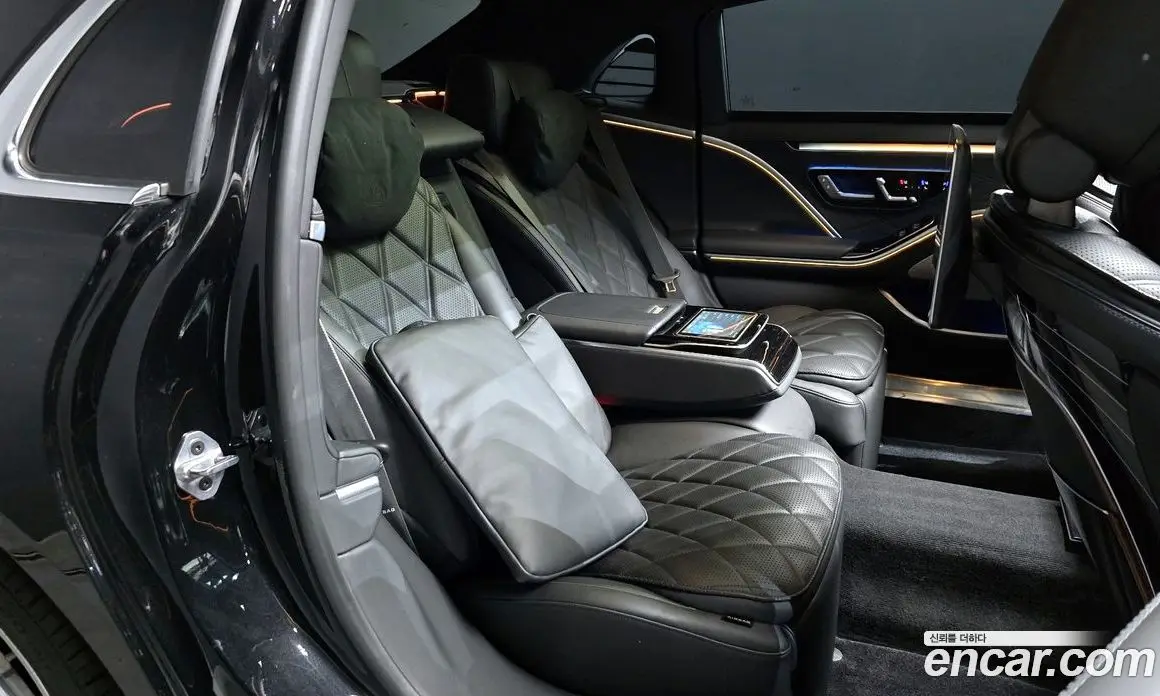 Mercedes-Benz S-Class 2022 4.0 автомат (гидро), фото 16