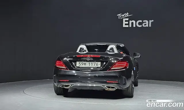 Mercedes-Benz SLC-Class 2018 2.0 автомат (гидро), миниатюра 4 Mercedes-Benz SLC-Class 2018 2.0 автомат (гидро), миниатюра 4