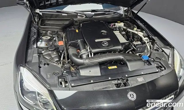 Mercedes-Benz SLC-Class 2018 2.0 автомат (гидро), миниатюра 6 Mercedes-Benz SLC-Class 2018 2.0 автомат (гидро), миниатюра 6