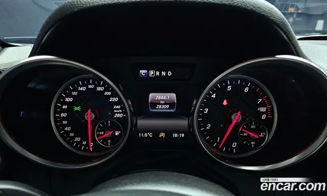 Mercedes-Benz SLC-Class 2018 2.0 автомат (гидро), миниатюра 8 Mercedes-Benz SLC-Class 2018 2.0 автомат (гидро), миниатюра 8