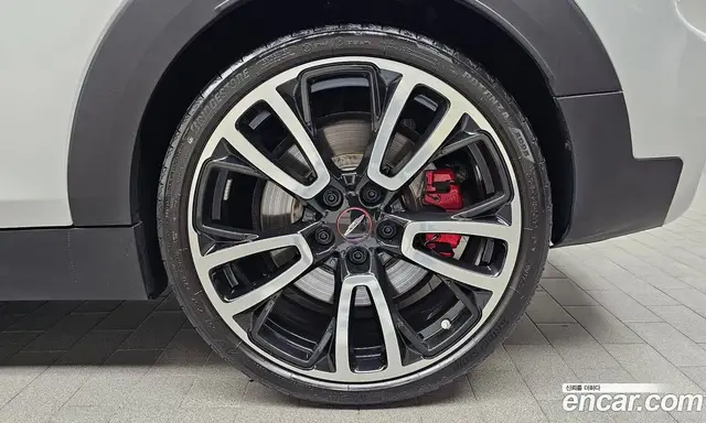 Mini Clubman 2022 2.0 автомат (гидро), миниатюра 6