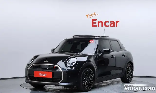 Mini Cooper, 2025, 40 305 км