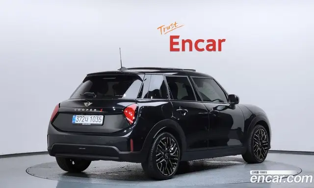 Mini Cooper 2025 2.0 автомат (гидро), миниатюра 2 Mini Cooper 2025 2.0 автомат (гидро), миниатюра 2