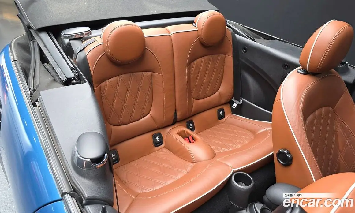 Mini Cooper Convertible 2022 2.0 автомат (гидро), фото 17 Mini Cooper Convertible 2022 2.0 автомат (гидро), фото 17