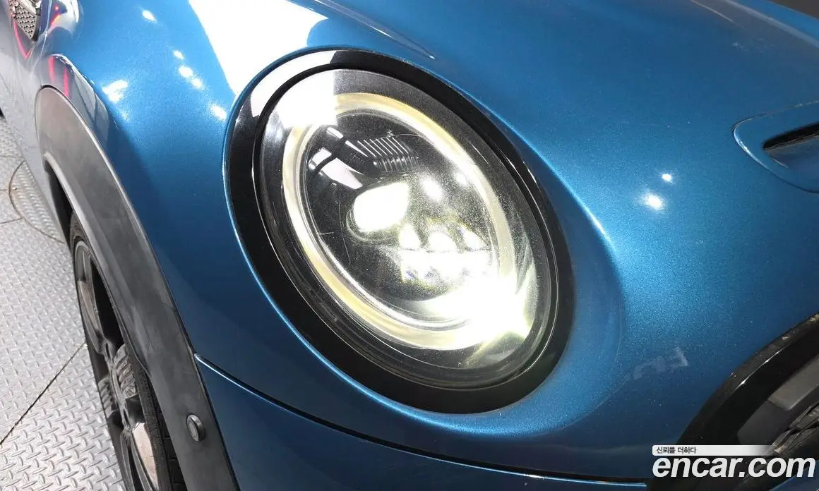 Mini Cooper Convertible 2022 2.0 автомат (гидро), фото 8 Mini Cooper Convertible 2022 2.0 автомат (гидро), фото 8
