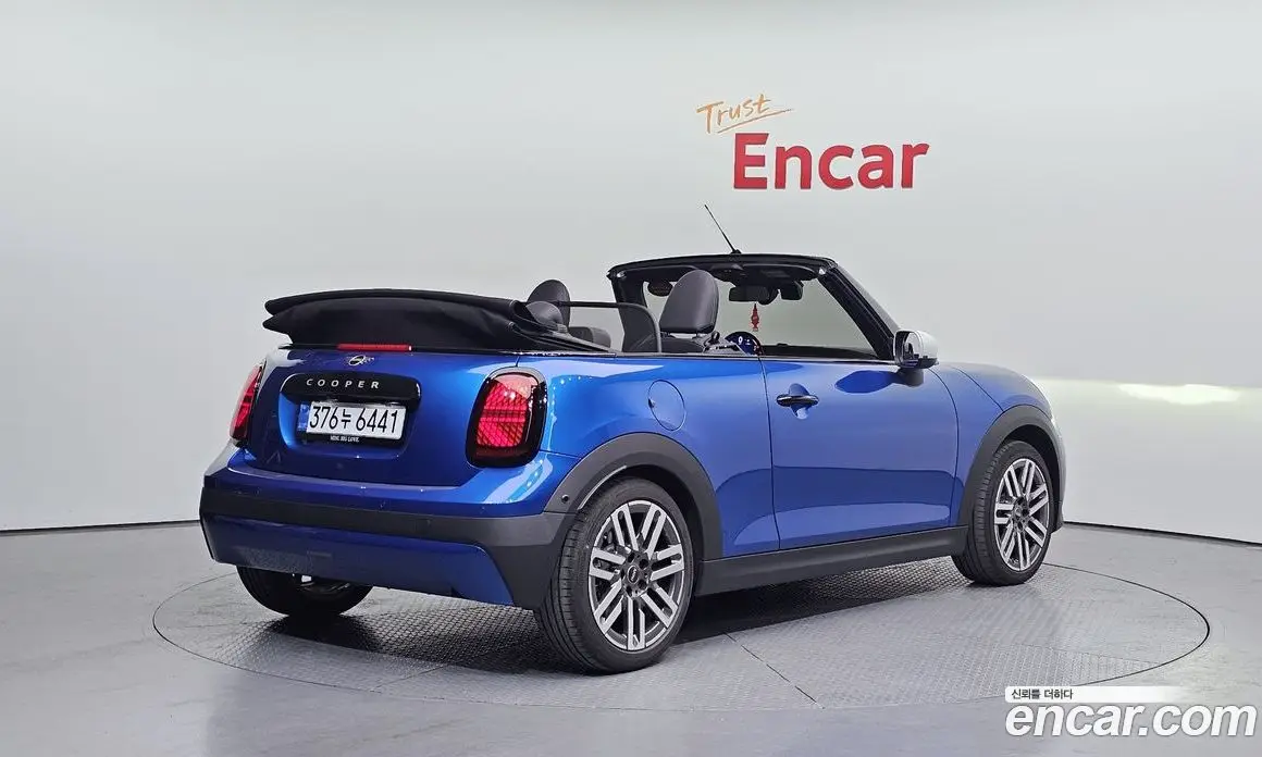 Mini Cooper Convertible 2025 2.0 автомат (гидро), фото 2 Mini Cooper Convertible 2025 2.0 автомат (гидро), фото 2