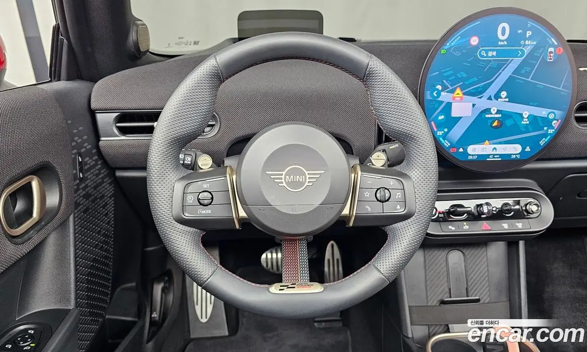 Mini Cooper Convertible 2025 2.0 автомат (гидро), фото 19 Mini Cooper Convertible 2025 2.0 автомат (гидро), фото 19