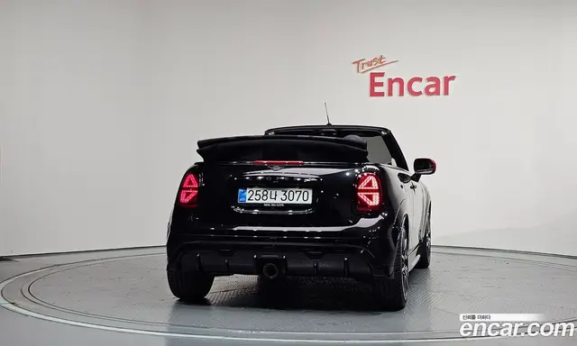 Mini Cooper Convertible 2025 2.0 автомат (гидро), миниатюра 4 Mini Cooper Convertible 2025 2.0 автомат (гидро), миниатюра 4