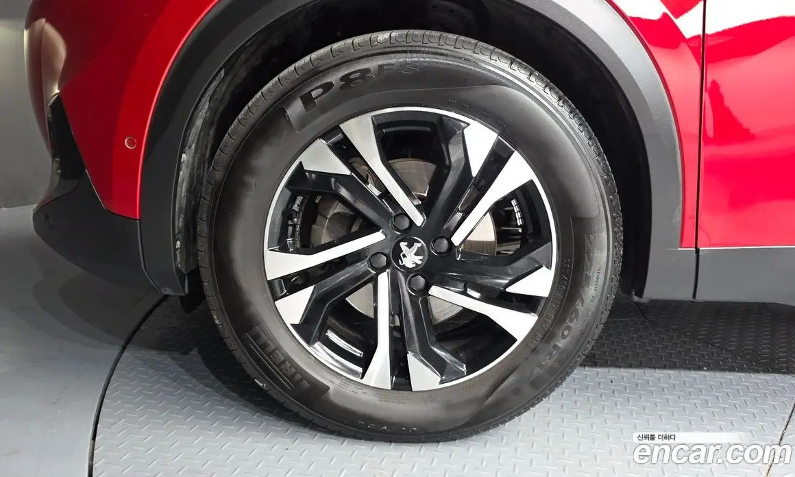 Peugeot 2008 2022 1.5 автомат (гидро), фото 5