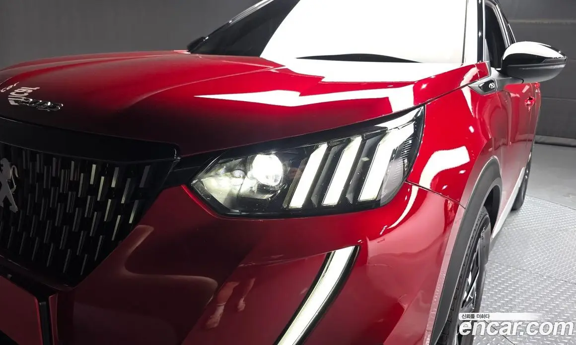Peugeot 2008 2022 1.5 автомат (гидро), фото 8