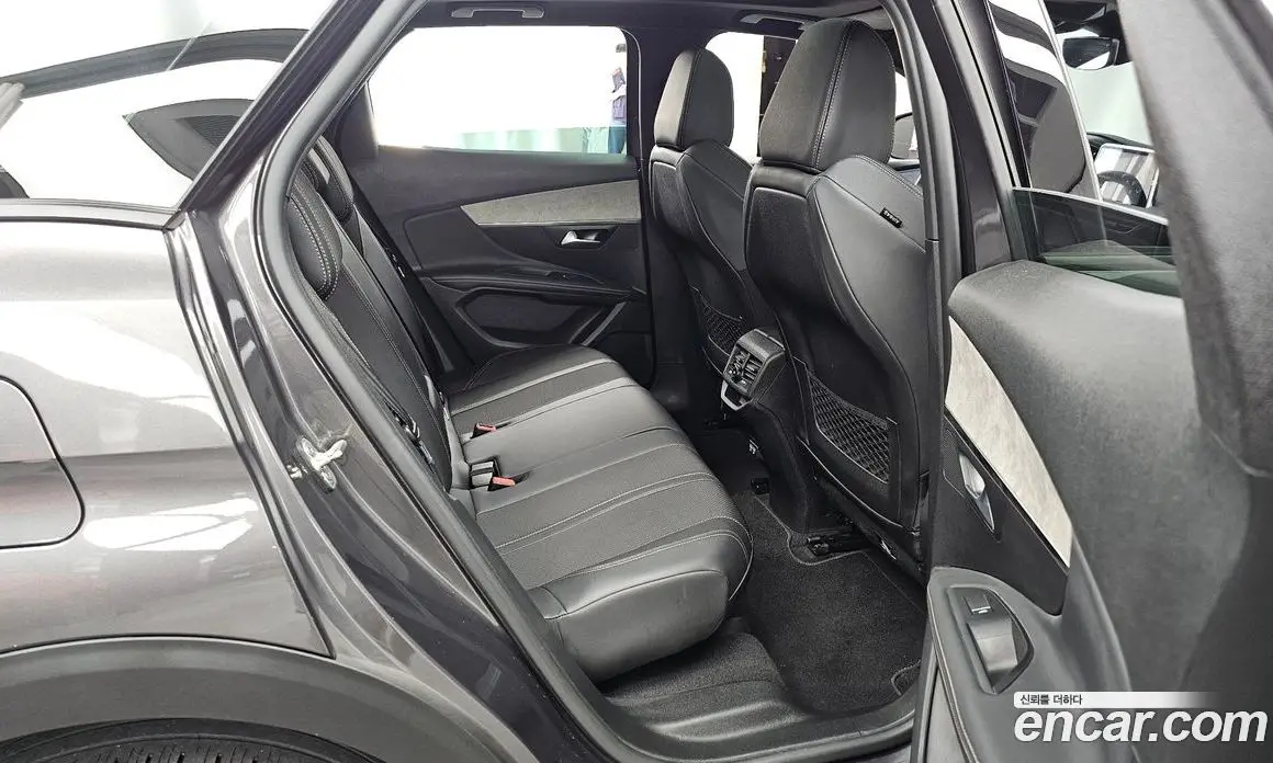 Peugeot 3008 2022 1.2 автомат (гидро), фото 18 Peugeot 3008 2022 1.2 автомат (гидро), фото 18