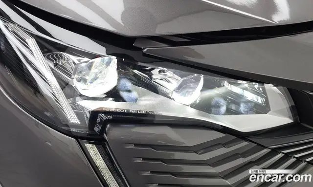 Peugeot 3008 2022 1.2 автомат (гидро), миниатюра 8 Peugeot 3008 2022 1.2 автомат (гидро), миниатюра 8