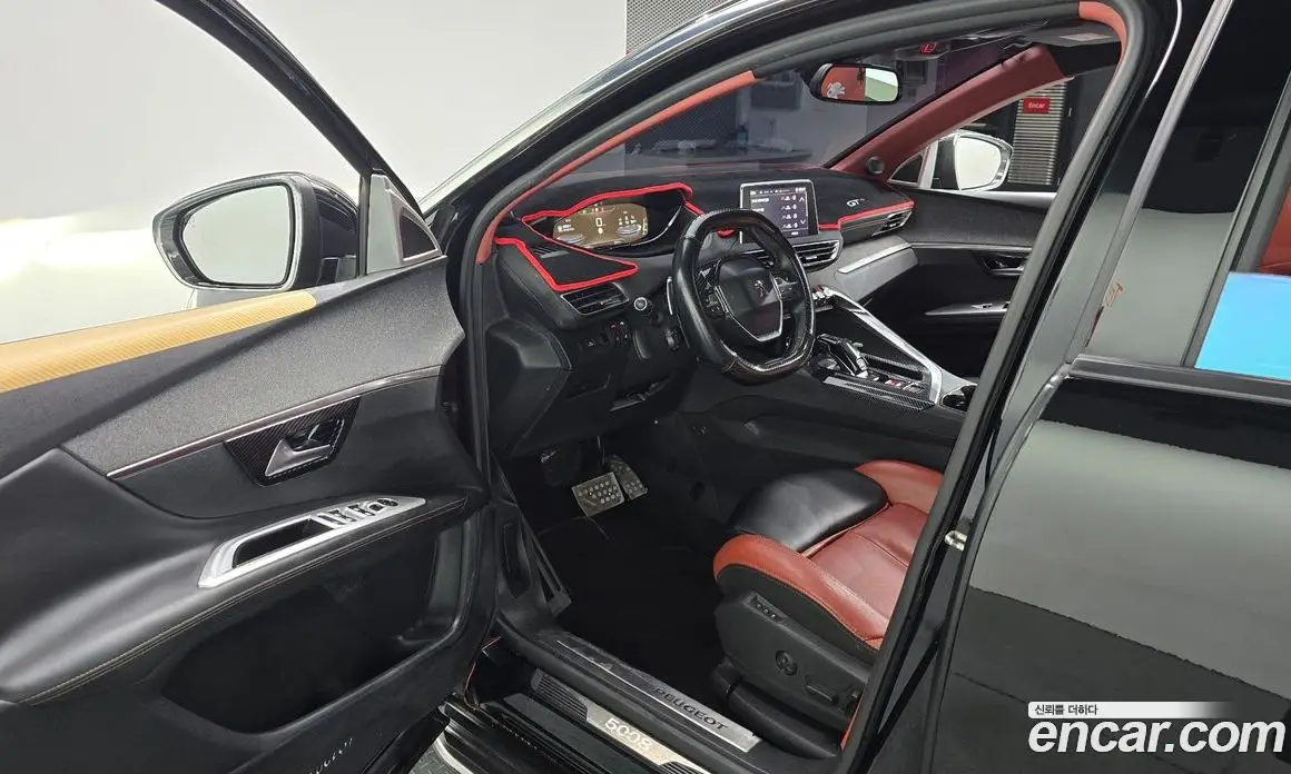 Peugeot 5008 2018 1.6 автомат (гидро), фото 12