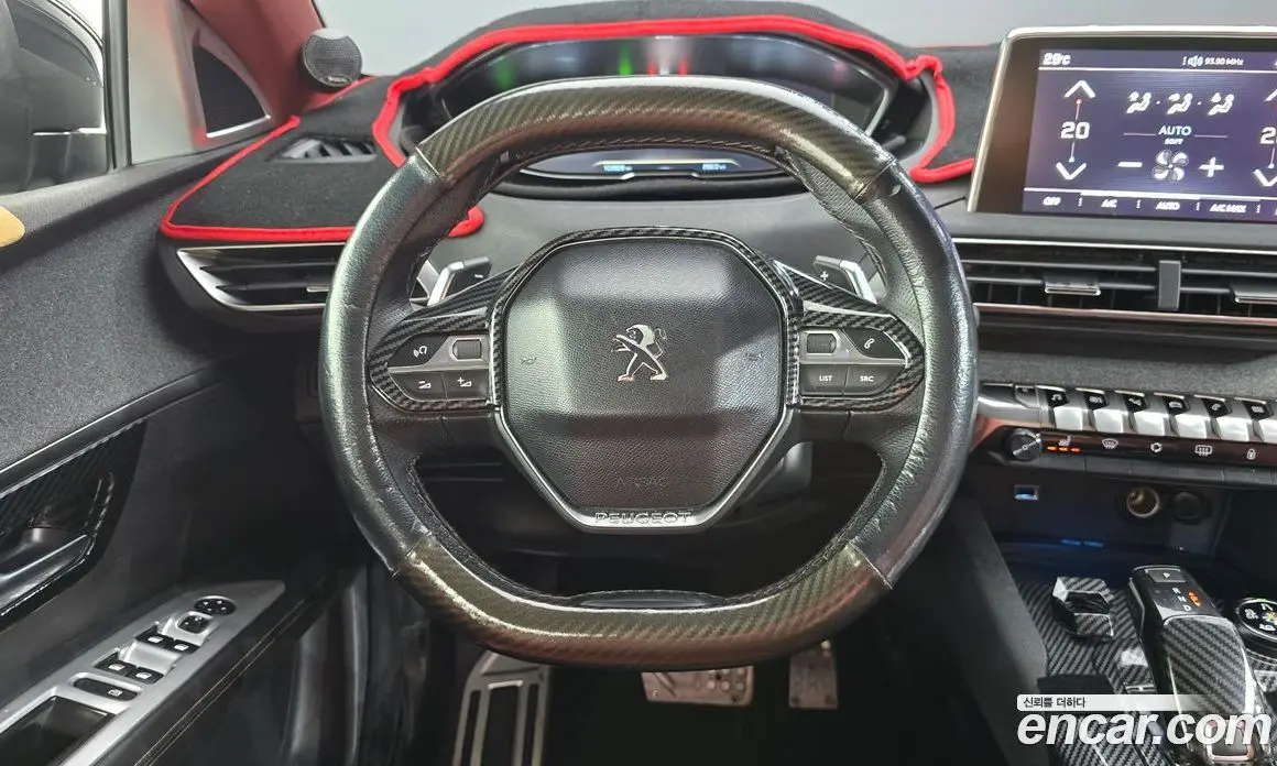 Peugeot 5008 2018 1.6 автомат (гидро), фото 18